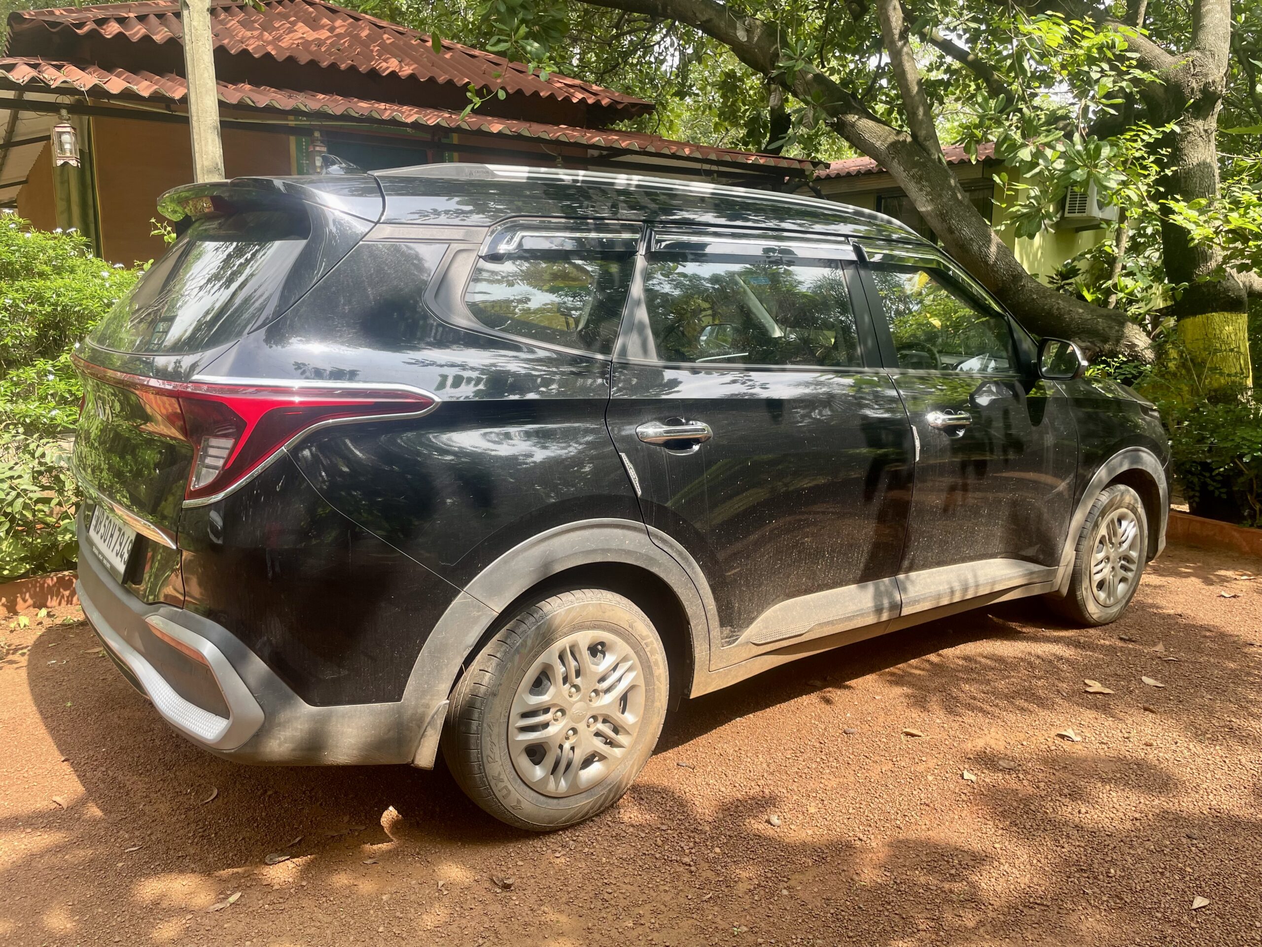 We provide car on rent